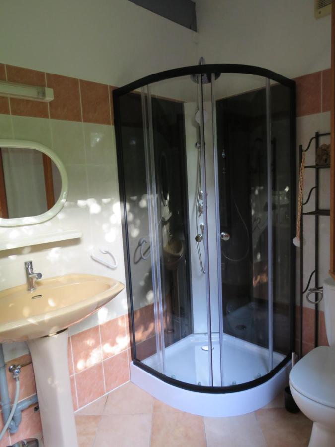 Petit Chalet Cosy Sarlat Bagian luar foto