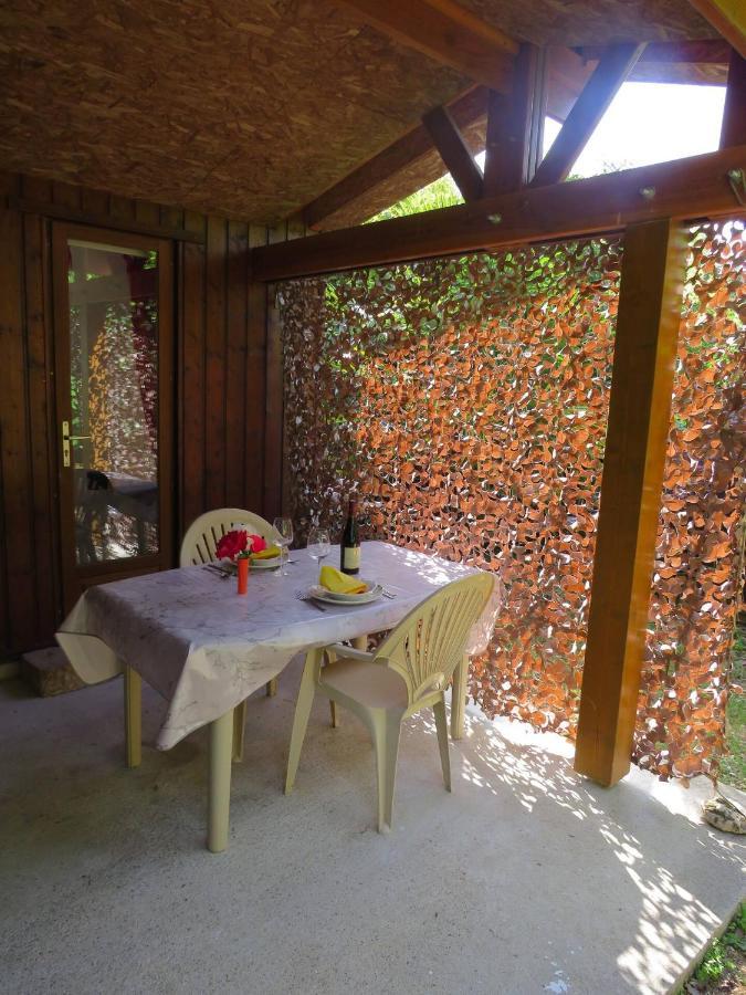 Petit Chalet Cosy Sarlat Bagian luar foto